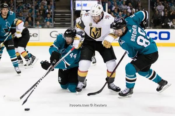 ?i=reuters%2f2018-05-01%2f2018-05-01t033038z_747881550_nocid_rtrmadp_3_nhl-stanley-cup-playoffs-vegas-golden-knights-at-san-jose-sharks_reuters