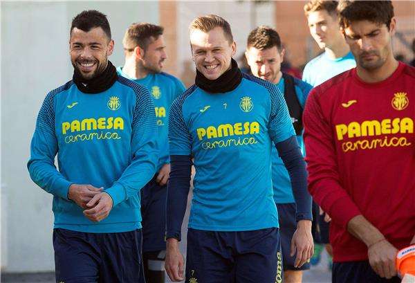 لاعبو منتخب روسيا