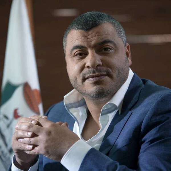 يوسف الصقور