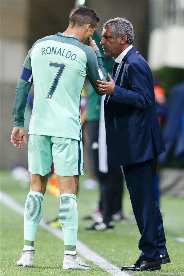 سانتوس و كرستيانو رونالدو