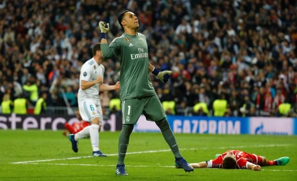 نافاس أمام بايرن ميونخ