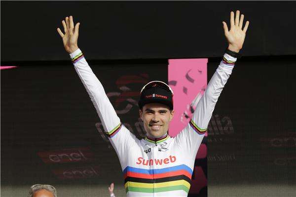 فرحة توم دومولين بالفوز