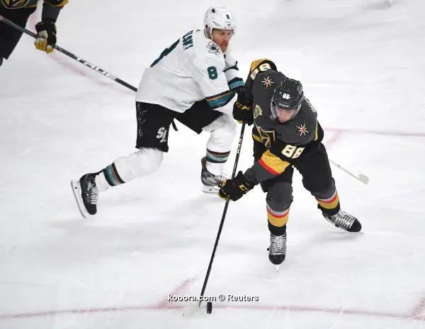 ?i=reuters%2f2018-05-05%2f2018-05-05t031012z_827125283_nocid_rtrmadp_3_nhl-stanley-cup-playoffs-san-jose-sharks-at-vegas-golden-knights_reuters