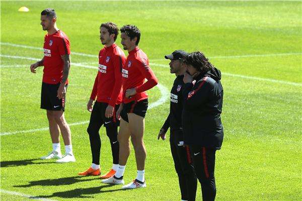 سيميوني من تدريبات أتلتيكو مدريد