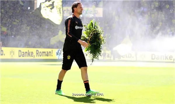 ?i=epa%2fsoccer%2f2018-05%2f2018-05-05%2f2018-05-05-06713682_epa