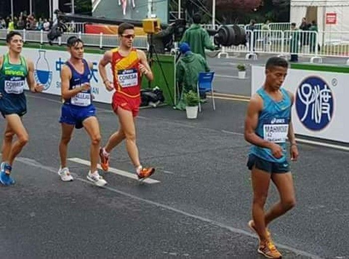 جانب من السباق