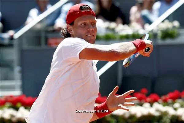 ?i=epa%2ftennis%2f2018-05%2f2018-05-06-06715008_epa