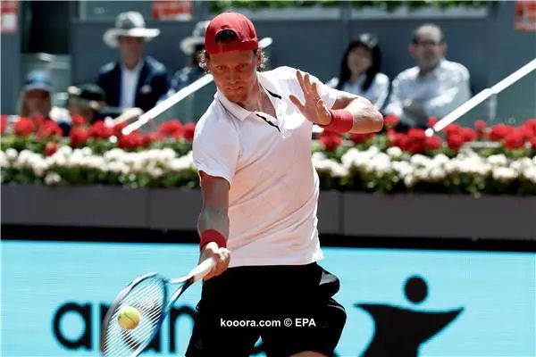 ?i=epa%2ftennis%2f2018-05%2f2018-05-06-06715009_epa