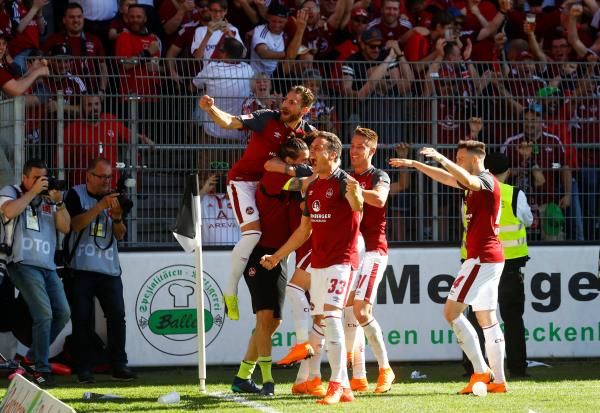 لقطة من المباراة