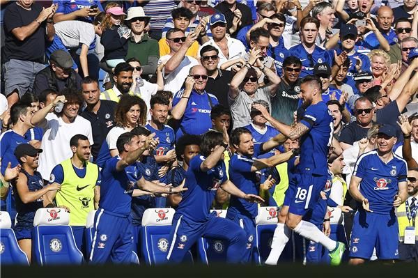 فرحة لاعبي تشيلسي