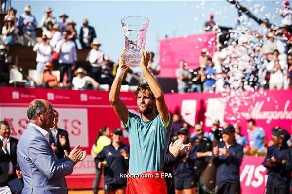 ?i=epa%2ftennis%2f2018-05%2f2018-05-06-06715572_epa