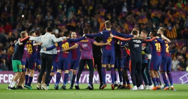 لاعبو برشلونة