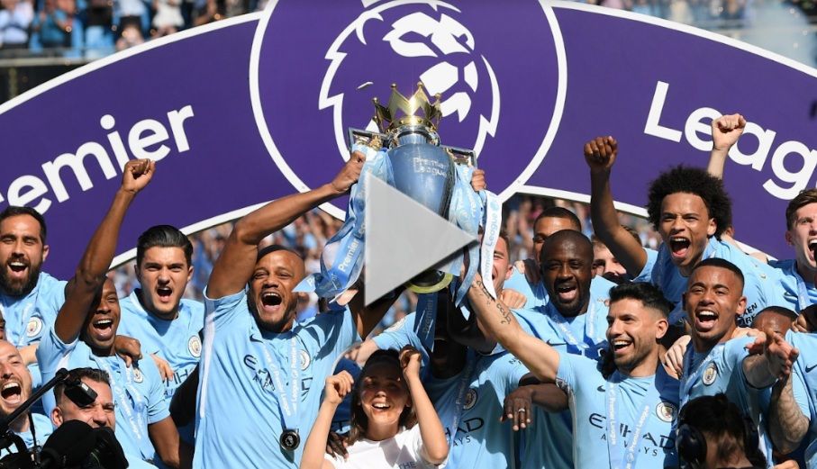 فرحة لاعبي مانشستر سيتي بلقب الدوري الإنجليزي