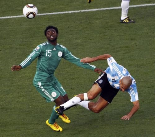 2010-06-12t145425z_01_wcp730_rtridsp_3_soccer-world_reuters