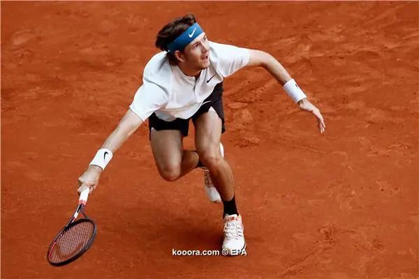 ?i=epa%2ftennis%2f2018-05%2f2018-05-08-06719064_epa