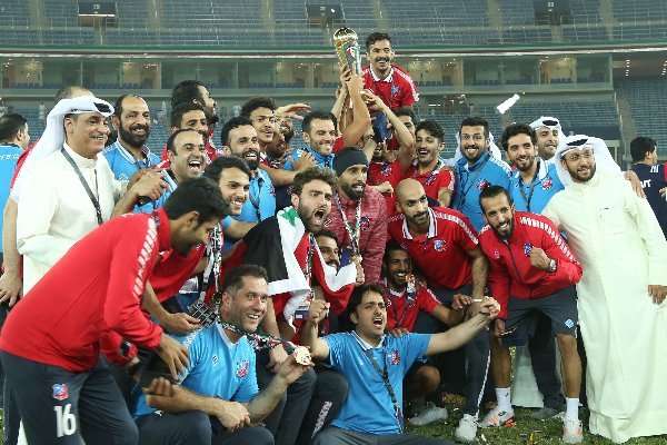 فريق الكويت