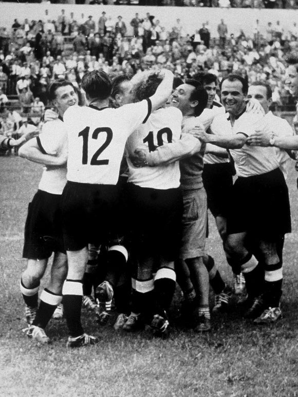 فرحة لاعبي ألمانيا باللقب