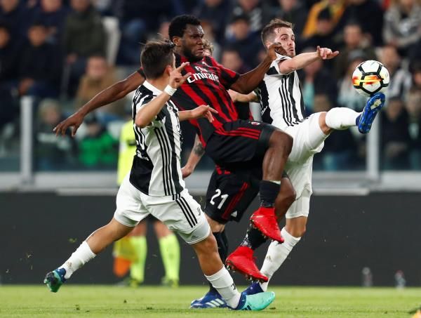 مواجهة سابقة بين يوفنتوس وميلان