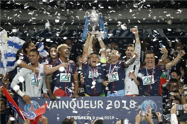 جانب من تتويج سان جيرمان