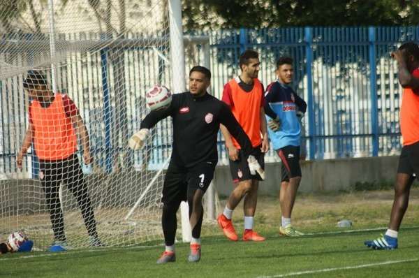  الحارس سيف الشرفي