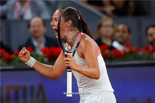 ?i=epa%2ftennis%2f2018-05%2f2018-05-09-06723986_epa