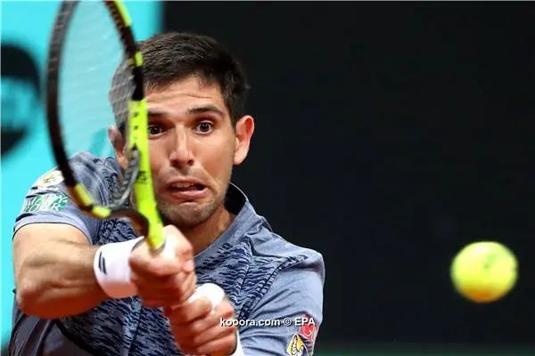 ?i=epa%2ftennis%2f2018-05%2f2018-05-09-06723706_epa
