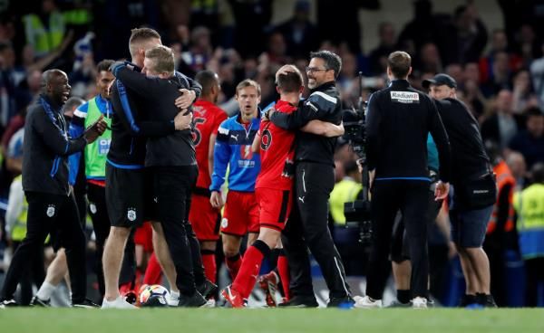 فرحة لاعبي هيديرسفيلد تاون