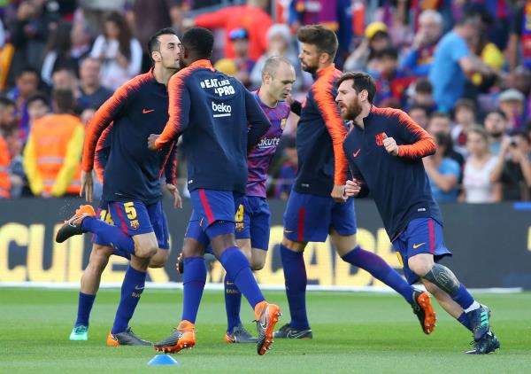 لاعبو برشلونة