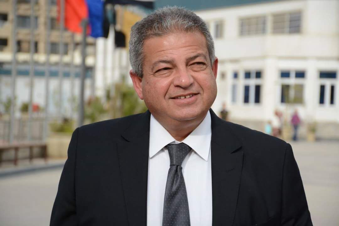 خالد عبد العزيز