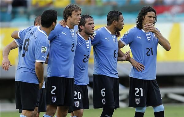 لاعبو أوروجواي