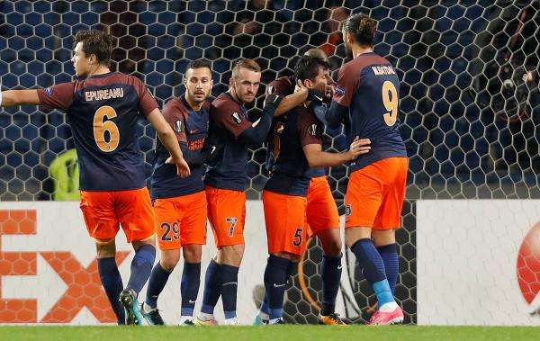 لاعبو باشاك شهير (أرشيفية)