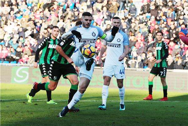 من مواجهة سابقة بين إنتر وساسولو