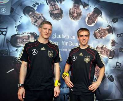 2010-06-11-00000102196693