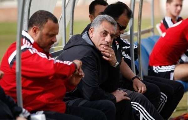 حمادة صدقي مع الجهاز الفني