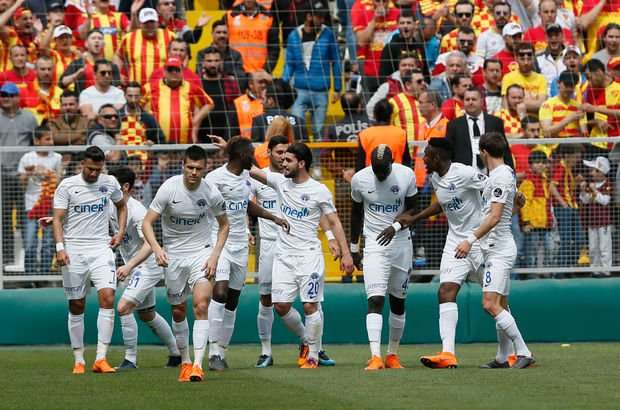 لاعبو قاسم باشا