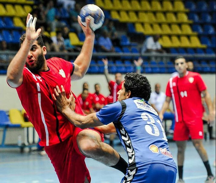 لقاء سابق بين الأهلي وطلائع الجيش