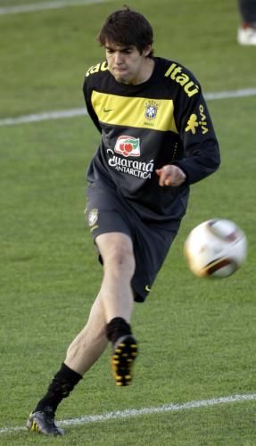 2010-06-11t165852z_01_pw112_rtridsp_3_soccer-world_reuters