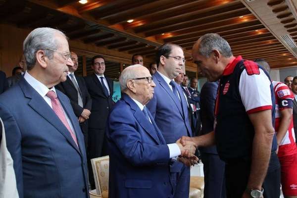 القلصي يتلقى التهنئة من رئيس تونس