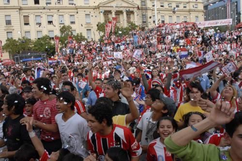 2010-06-14t200215z_01_asu04_rtridsp_3_paraguay_reuters