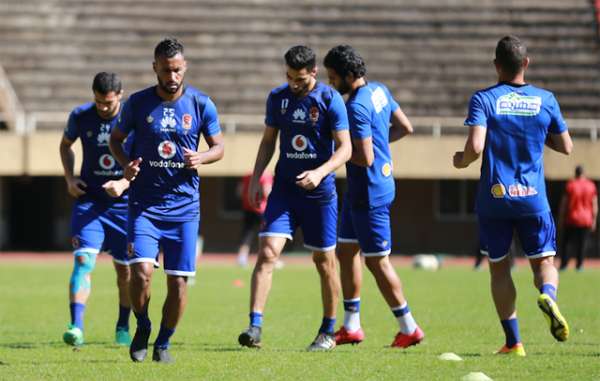 لاعبو الأهلي