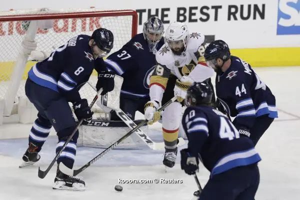 ?i=reuters%2f2018-05-15%2f2018-05-15t021920z_1337549701_nocid_rtrmadp_3_nhl-stanley-cup-playoffs-vegas-golden-knights-at-winnipeg-jets_reuters
