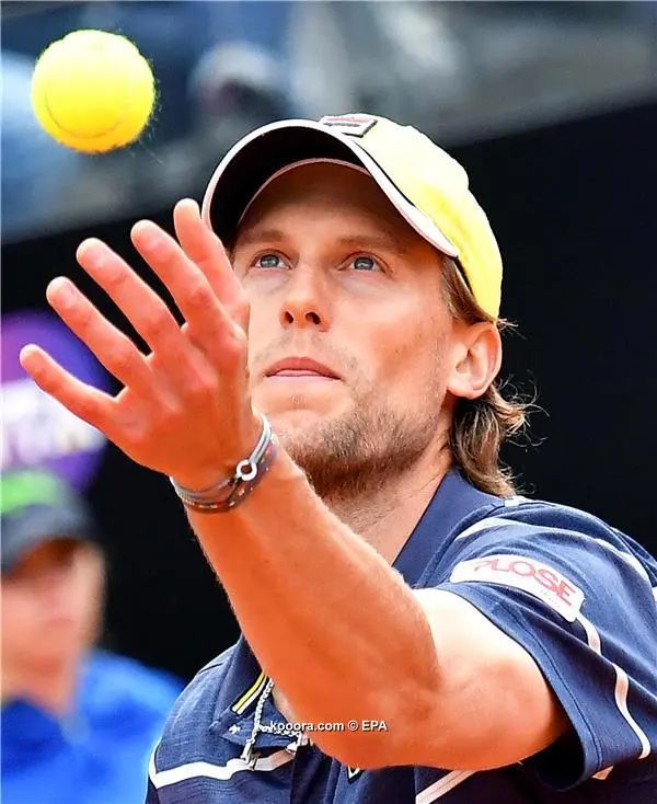 ?i=epa%2ftennis%2f2018-05%2f2018-05-15-06738750_epa