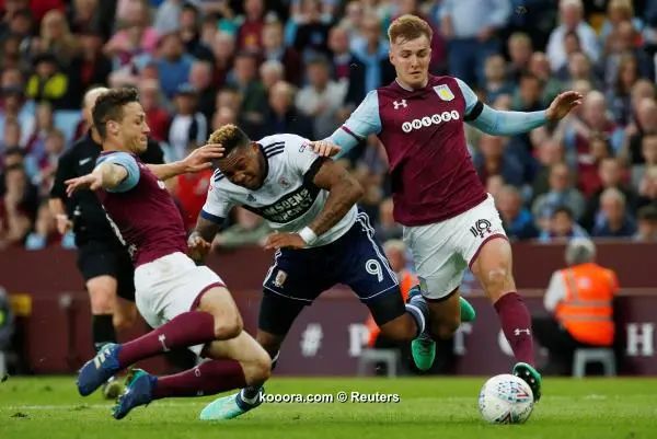 ?i=reuters%2f2018-05-15%2f2018-05-15t193504z_89885658_rc16e1042c00_rtrmadp_3_soccer-england-ava-mid_reuters