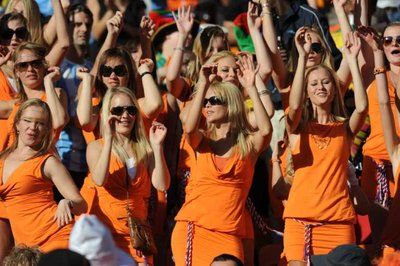 مشجعات هولنديات 