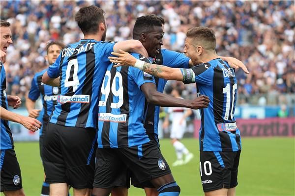  موسى بارو وسط لاعبي أتالانتا