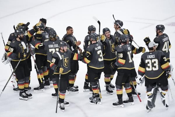 2018-05-17t042013z_1955269719_nocid_rtrmadp_3_nhl-stanley-cup-playoffs-winnipeg-jets-at-vegas-golden-knights_reuters
