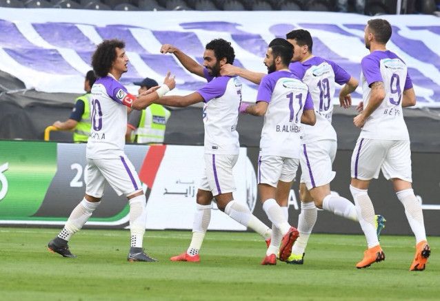 لاعبو العين