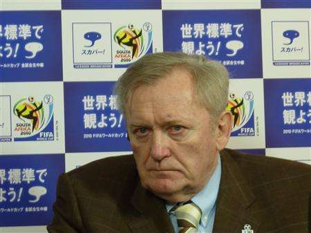 البوسني أوسيم يتحدث لمحطة سكاي بيرفيكت اليابانية عن مباراة ( اليابان × الكاميرون )