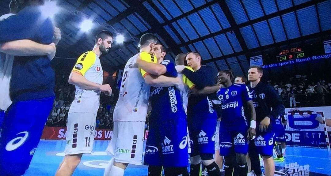  جانب من المباراة