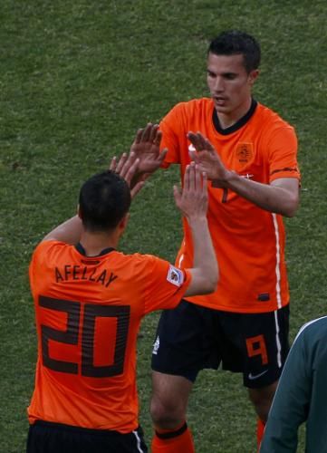 2010-06-14t131215z_01_wca129_rtridsp_3_soccer-world_reuters